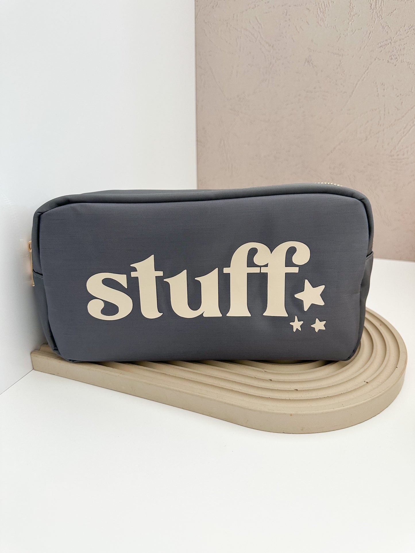 medium nylon pouch