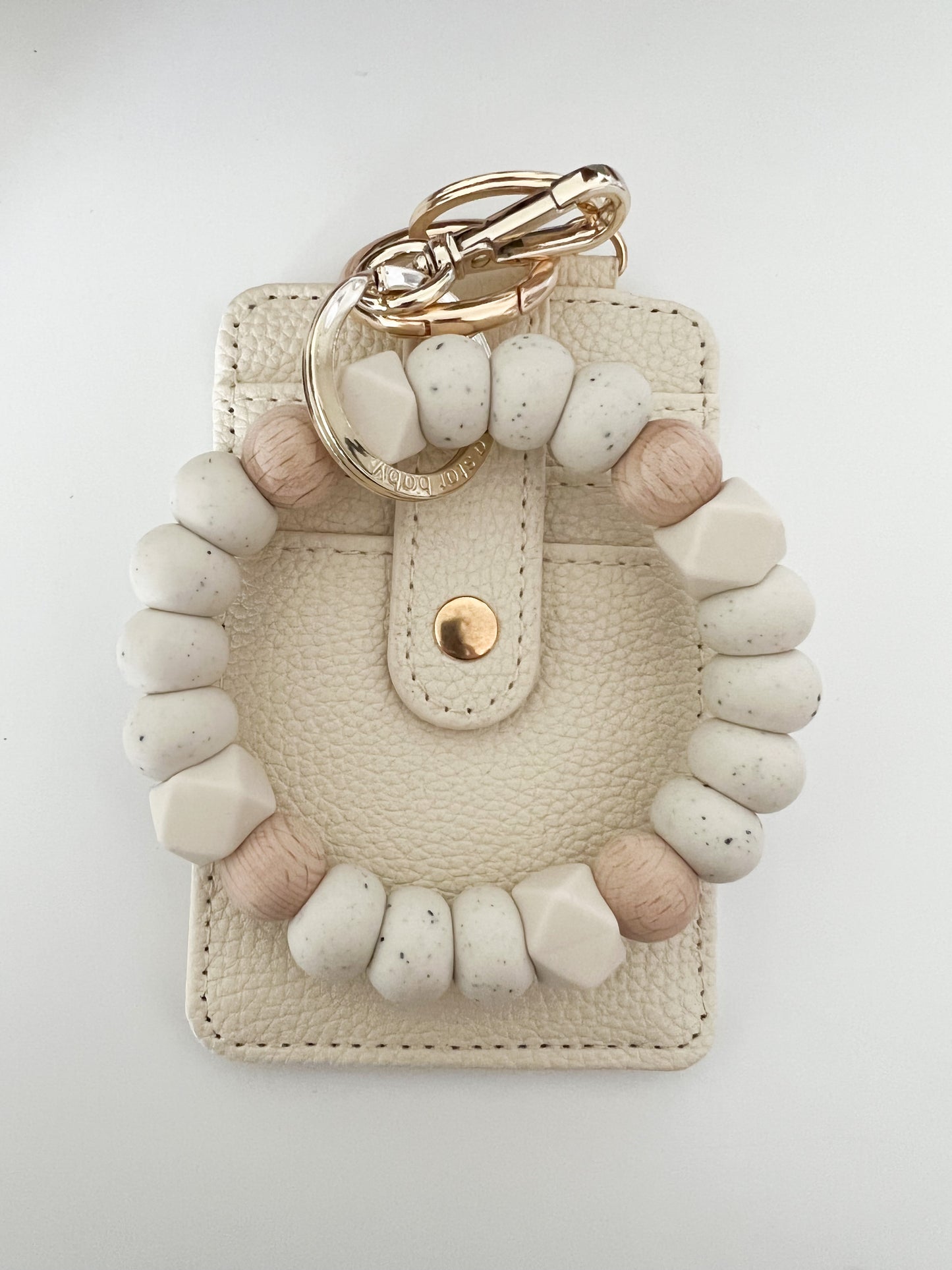 ivory speckled bracelet keychain with ivory card holder