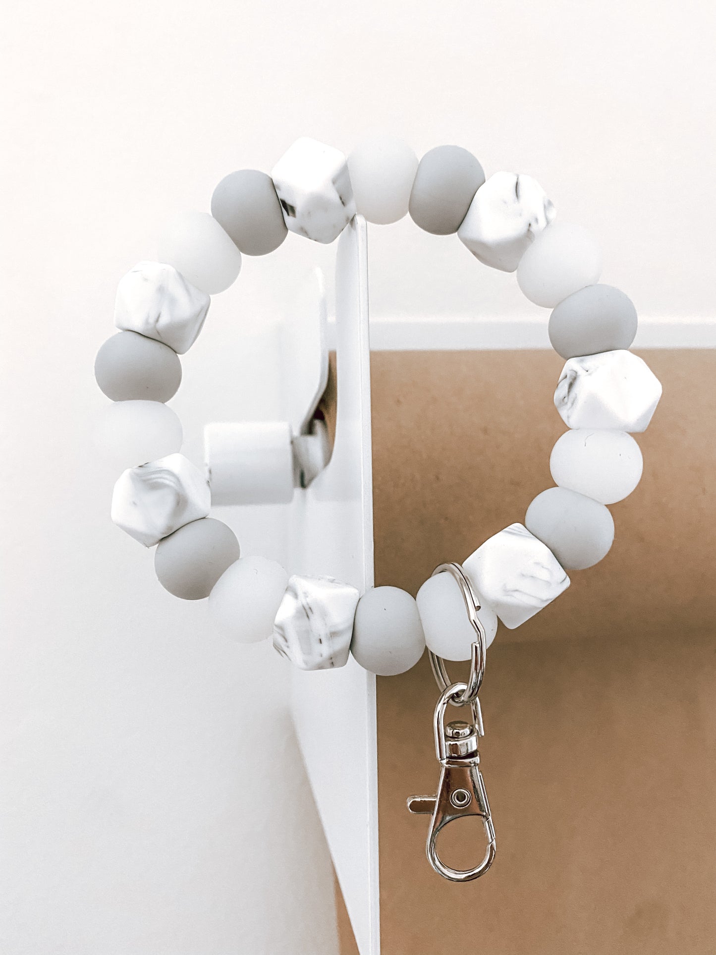 marble, light grey + clear bracelet keychain