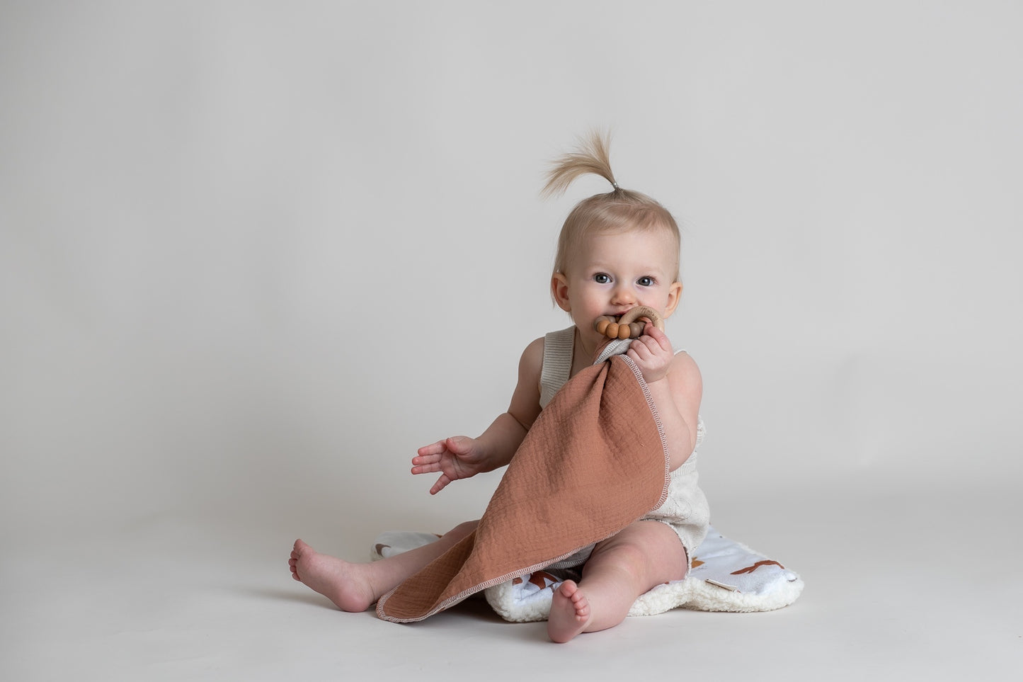 it’s a star baby x little bows + arrows teether lovie