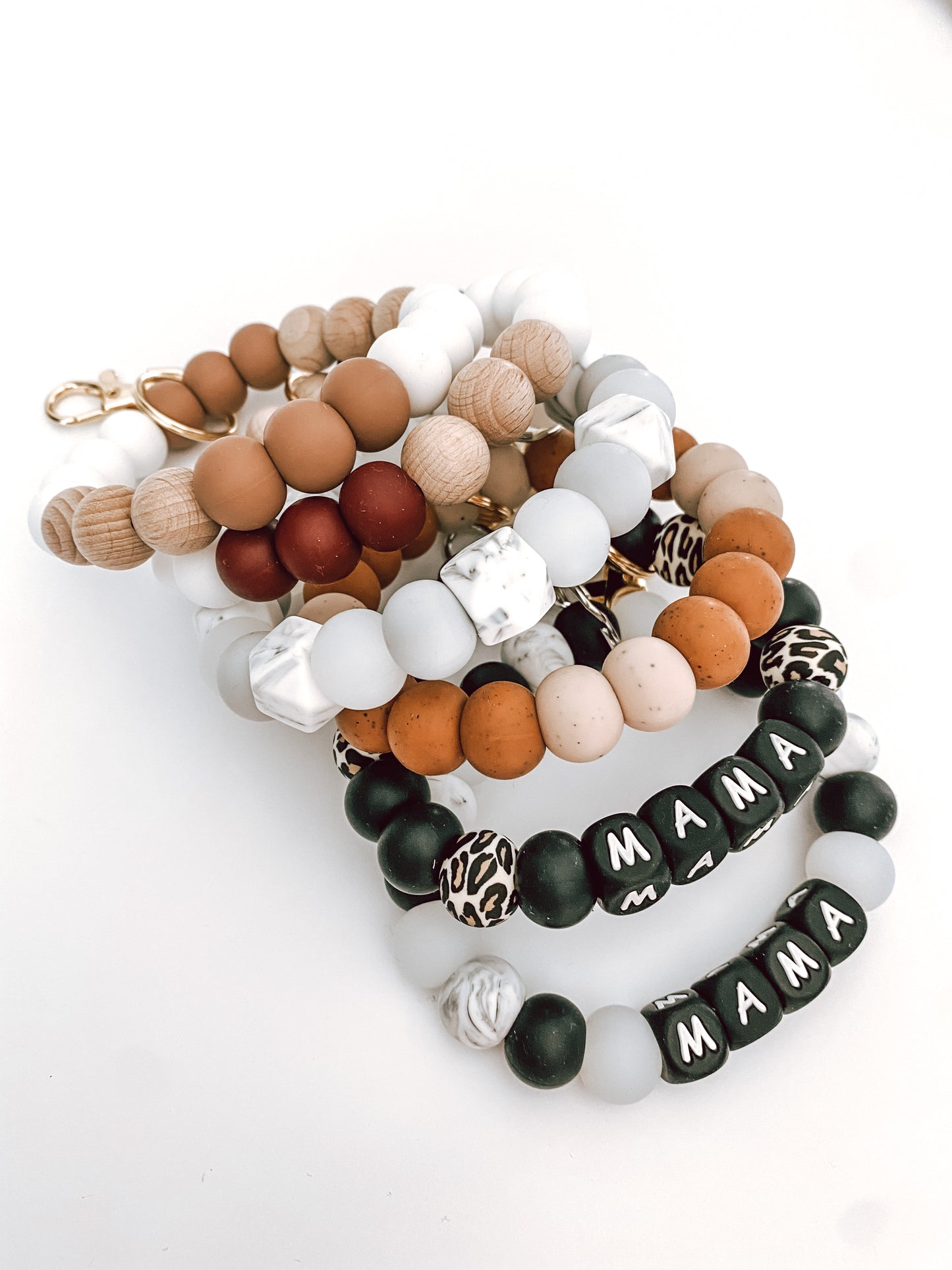 MAMA bracelet keychain (black + leopard)