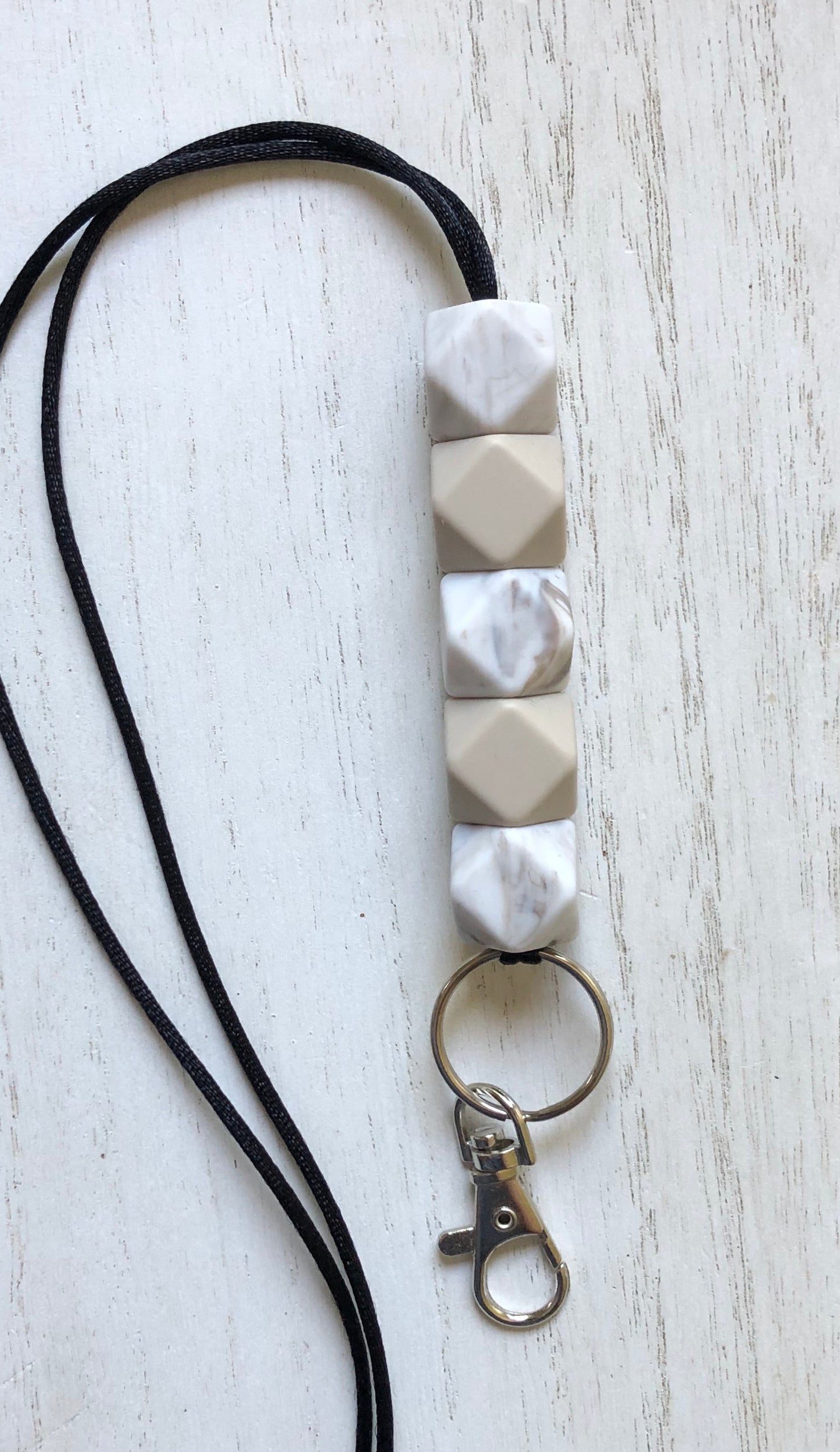 caramel marble + sandstone lanyard