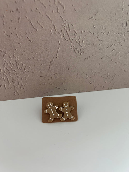 Gingerbread studs