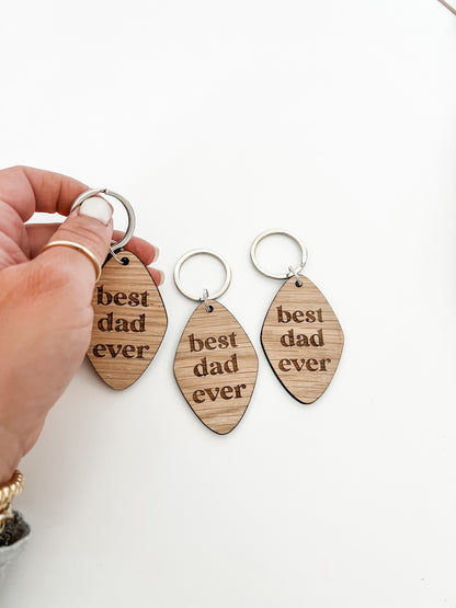 “best dad ever” keychain