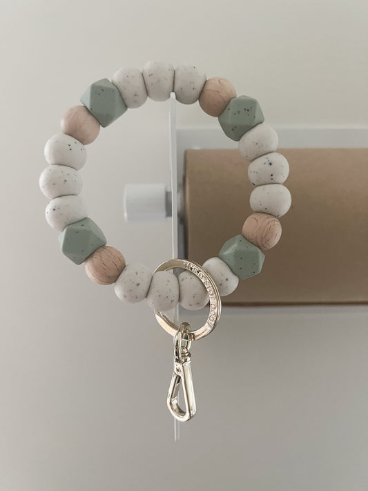 speckled ivory, wood and sage hex bracelet keychain