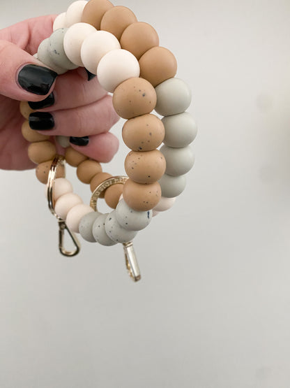 international women’s day // bracelet keychain
