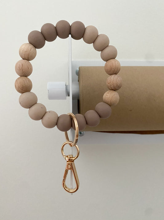 sandy brown, speckled oat + beech wood // bracelet keychain