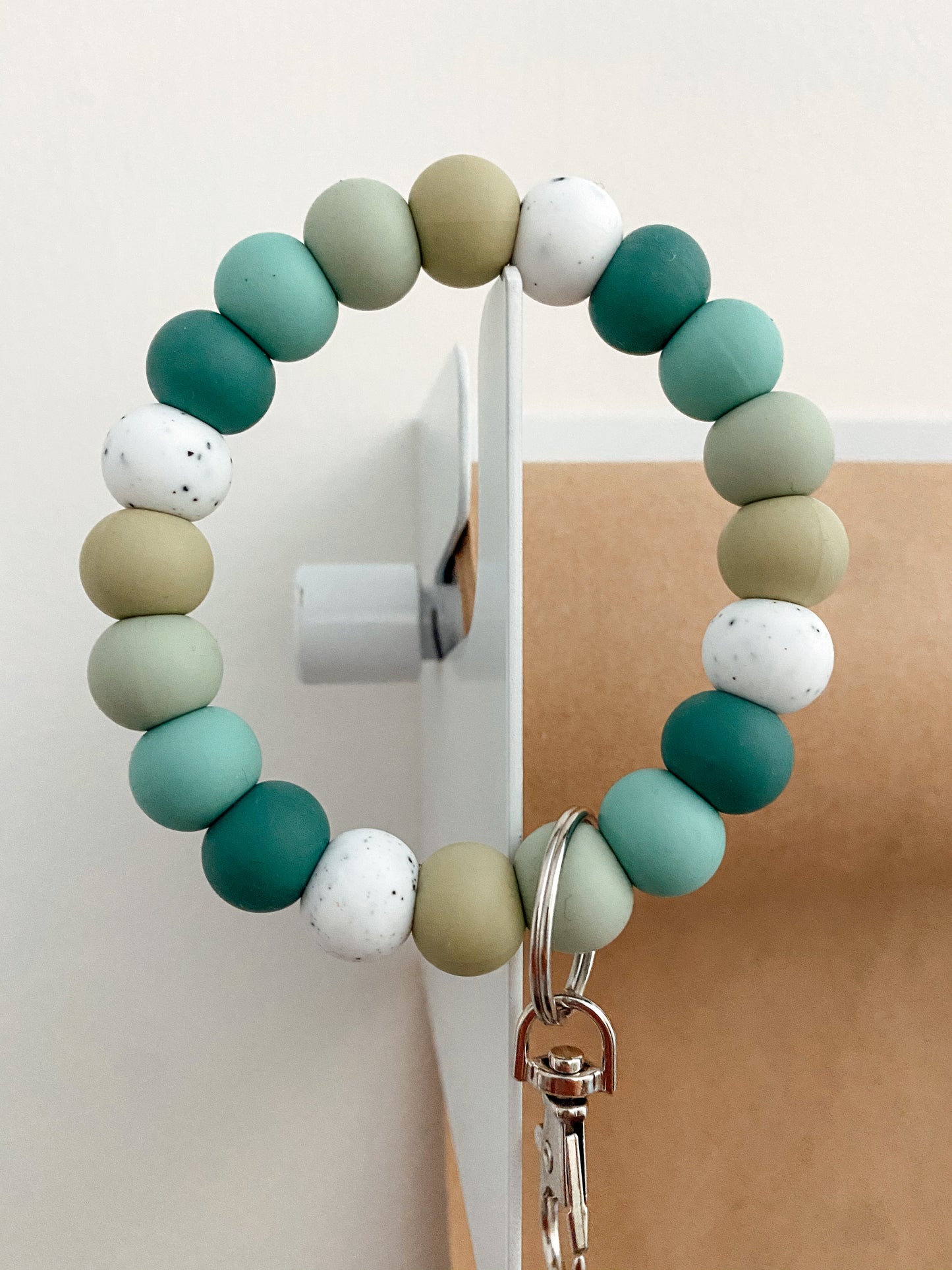 green ombré // bracelet keychain