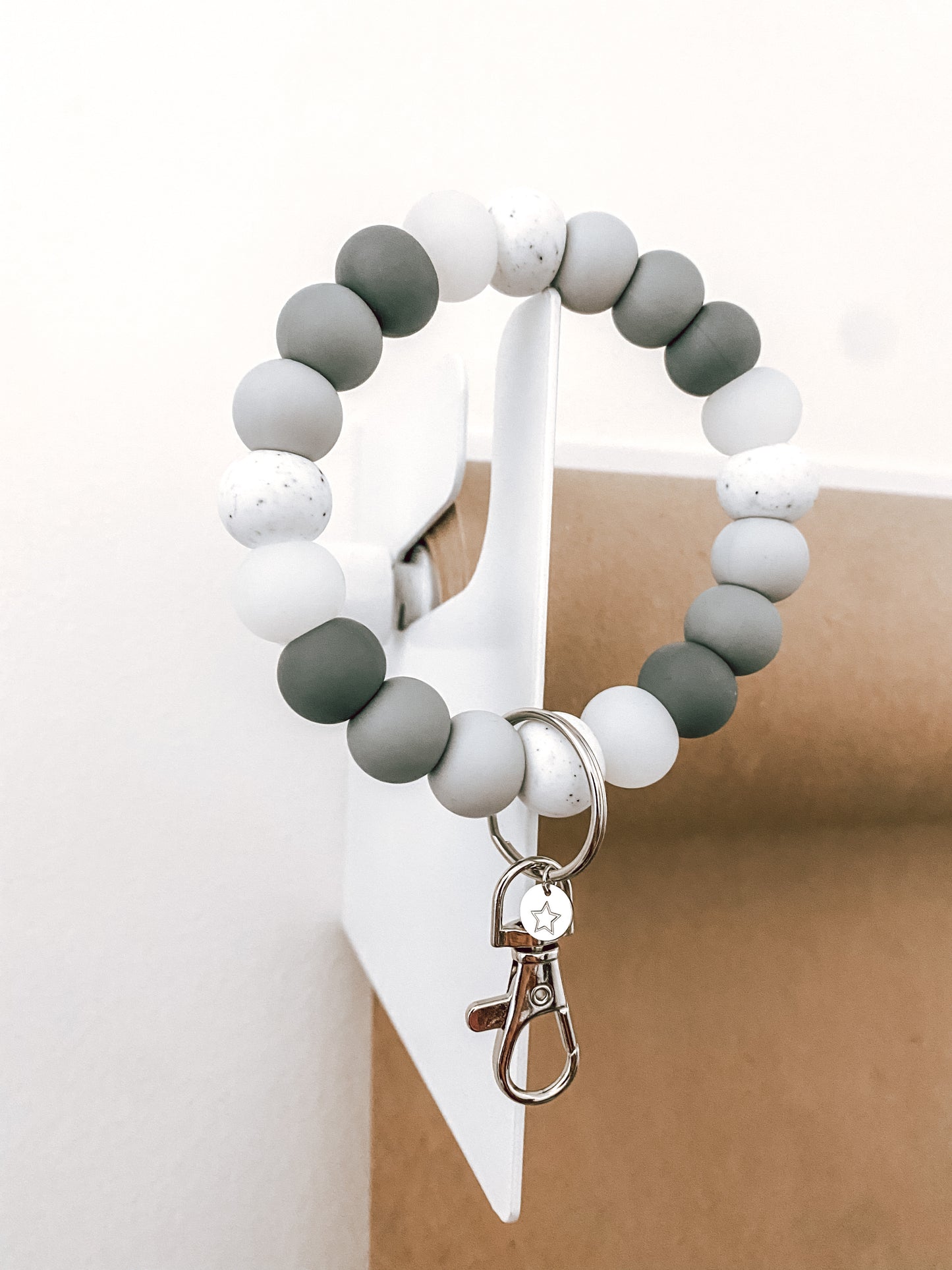 grey ombré bracelet keychain