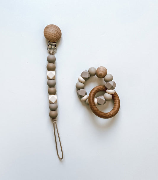 sand, mocha + ivory // pacifier clip