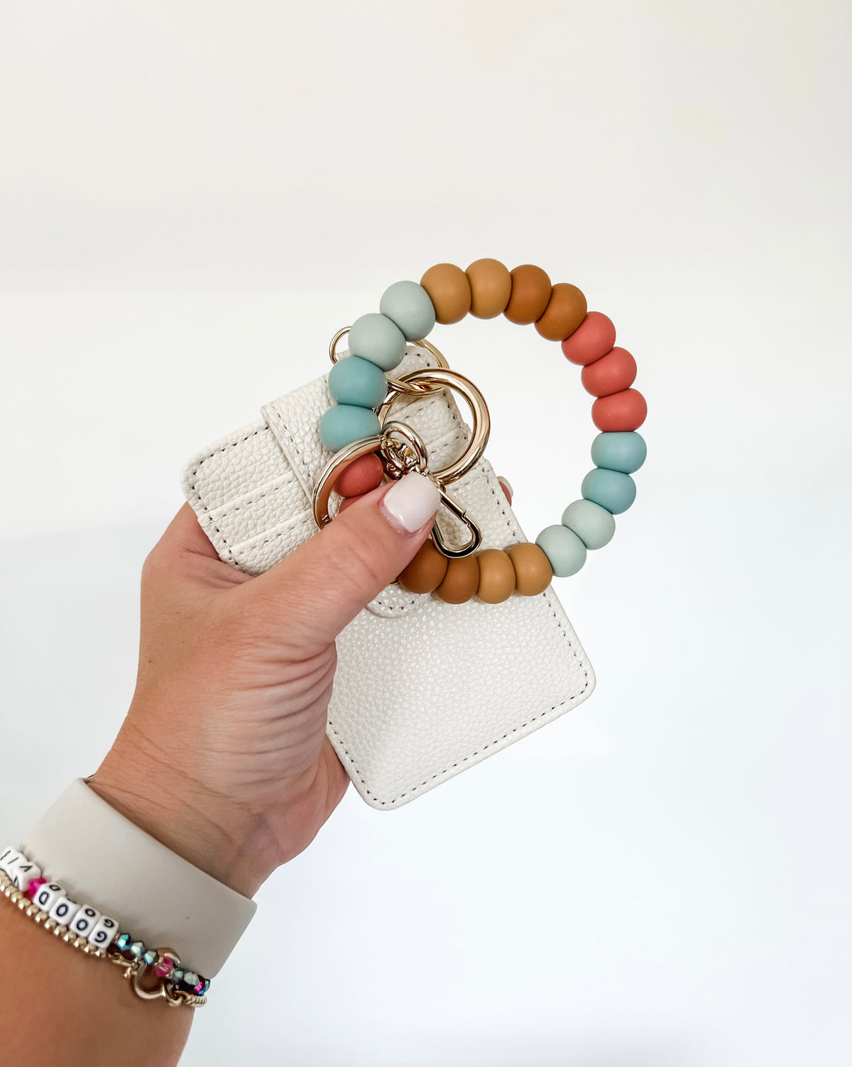 Tiffinthemiddle x it’s a star baby muted rainbow bracelet keychain + ivory card holder bundle